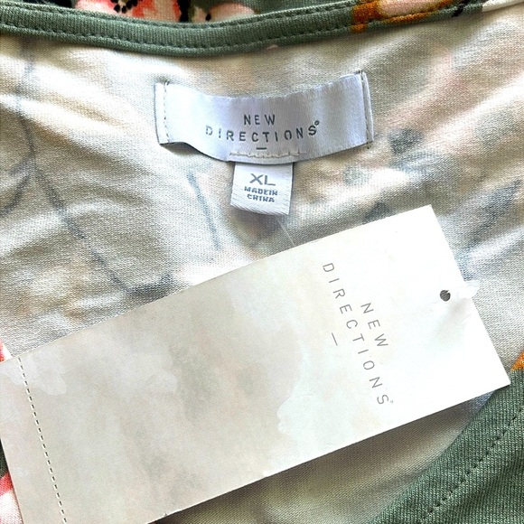 NWT New Directions Floral Sage Dress with Bell Sleeves Size XL NWT - Picture 3 of 5